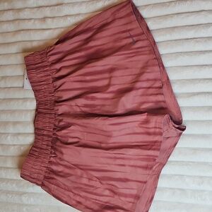NWT Nike loose fit shorts